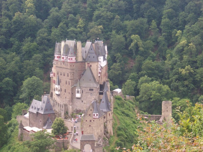 2008-06-22 Burg Eltz 067.JPG